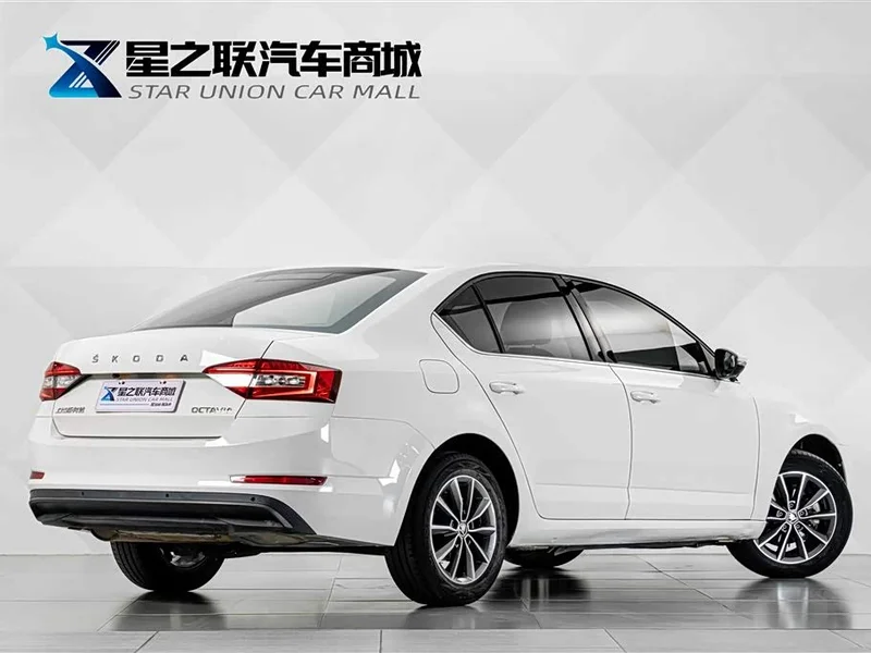 Volkswagen Octavia — фото 6