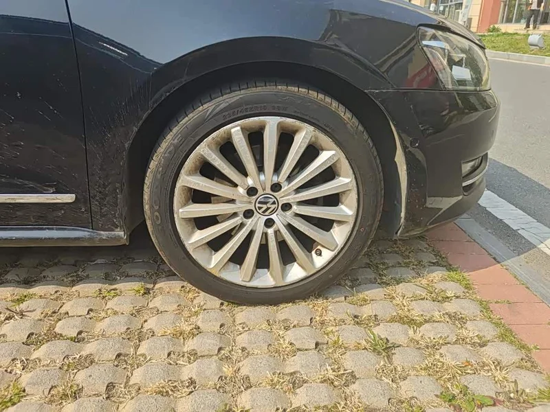 Volkswagen Passat — фото 6