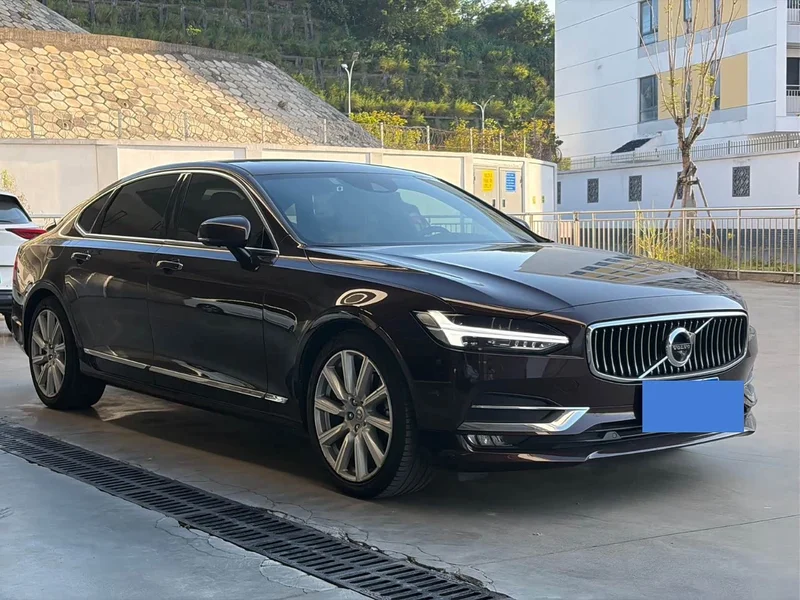 Volvo S90 — фото 3