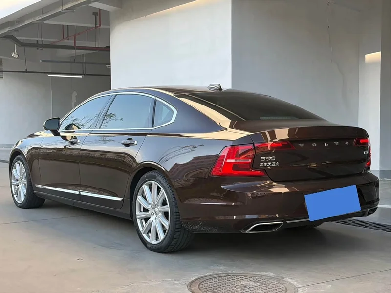 Volvo S90 — фото 6