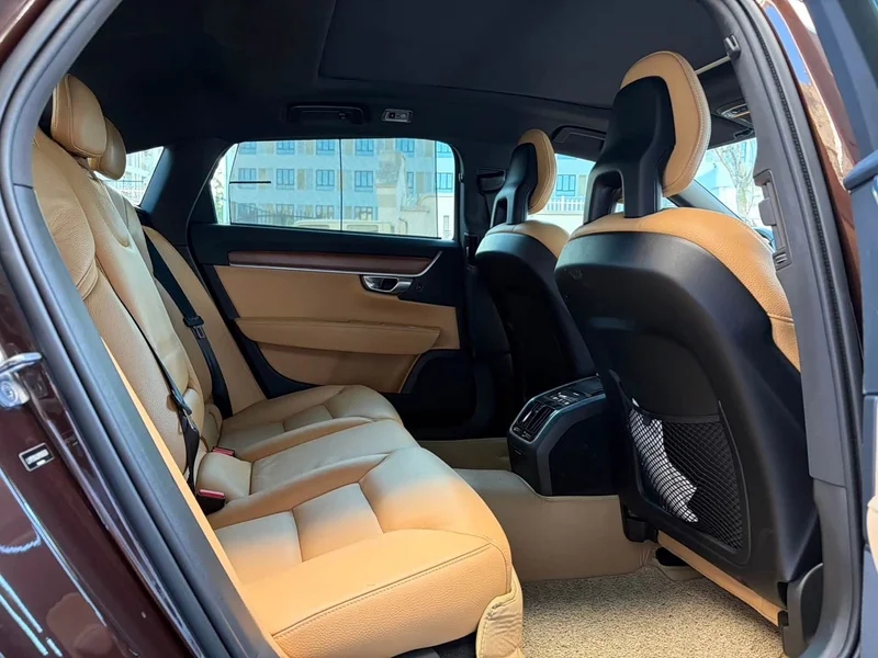 Volvo S90 — фото 10