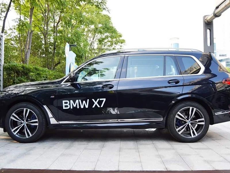 BMW X7 — фото 2