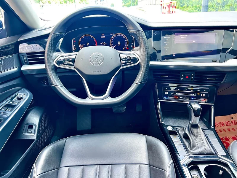 Volkswagen Passat — фото 12