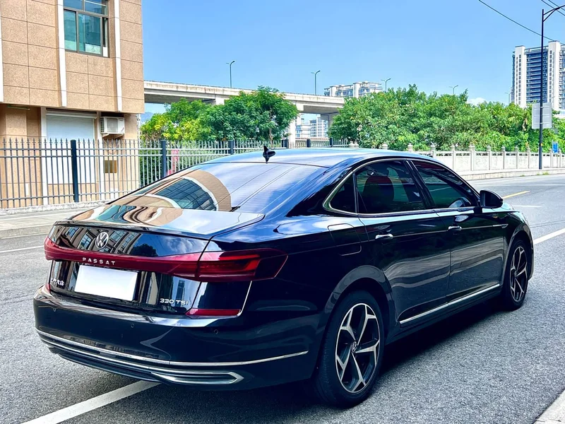 Volkswagen Passat — фото 6