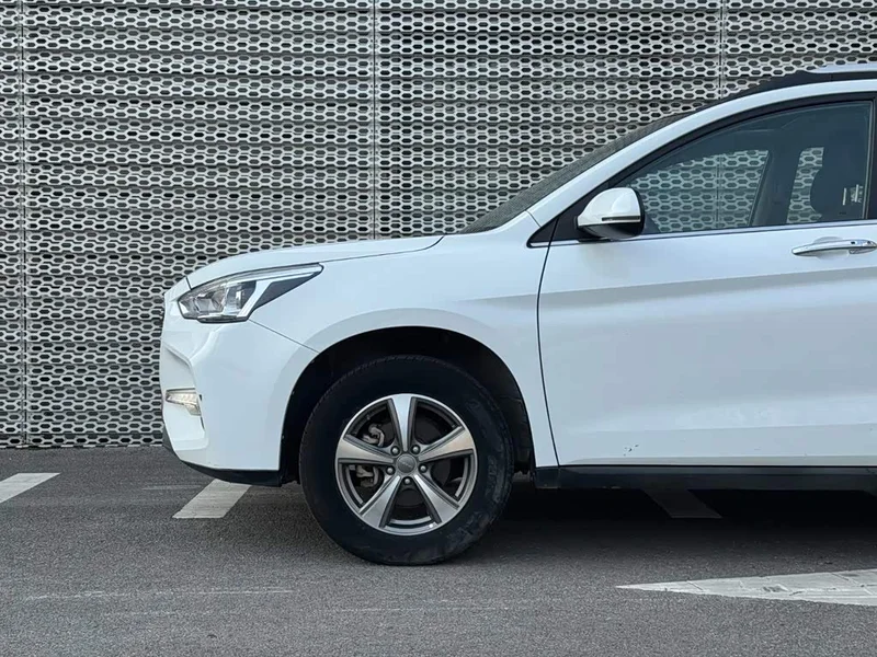 Haval M6 — фото 4