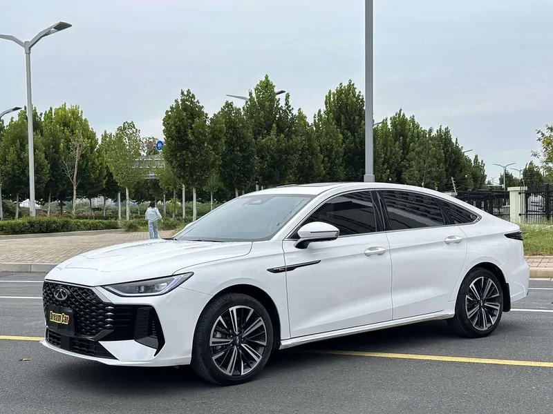 Chery Arrizo 8 Pro — фото 1
