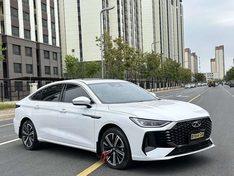 Chery Arrizo 8 Pro — фото 3