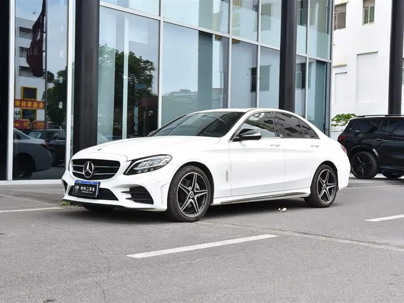 Mercedes-Benz C-Class — фото 1