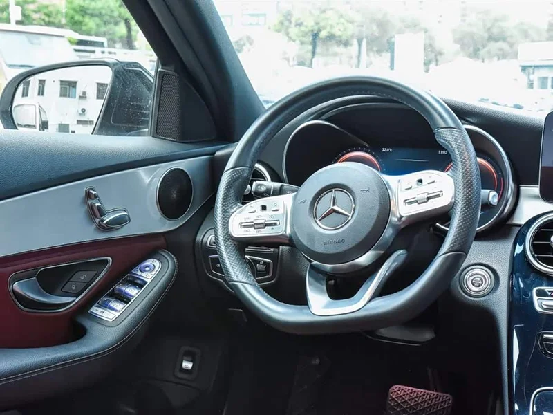 Mercedes-Benz C-Class — фото 18
