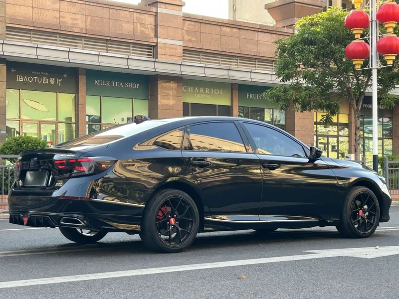 Honda Accord — фото 4