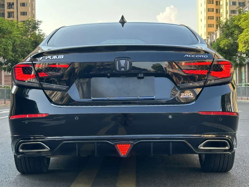 Honda Accord — фото 5