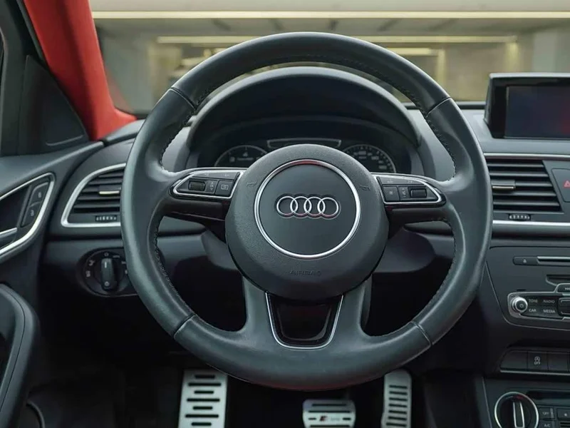 Audi Q3 — фото 16