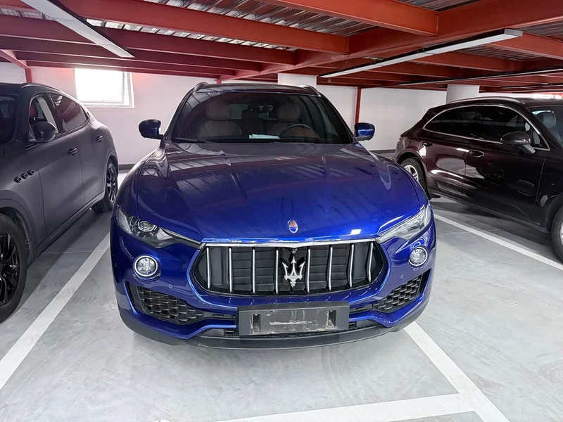 Maserati Levante — фото 2