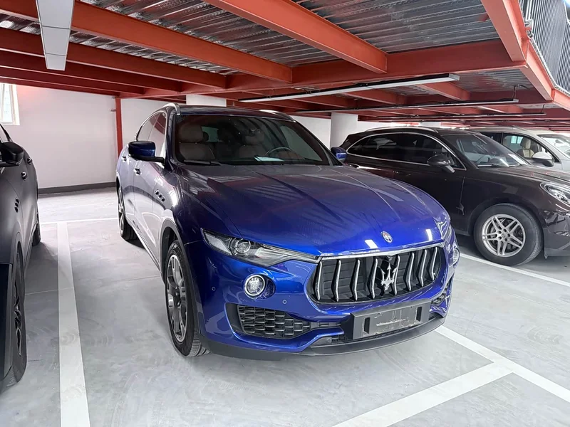 Maserati Levante — фото 3