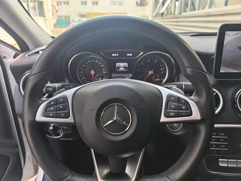 Mercedes-Benz GLA — фото 13