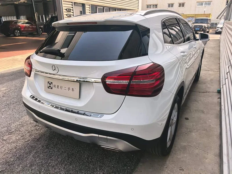 Mercedes-Benz GLA — фото 5