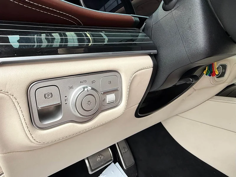 Mercedes-Benz GLS — фото 12