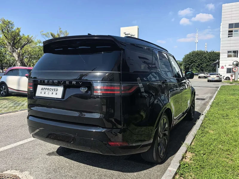 Land Rover Discovery — фото 13