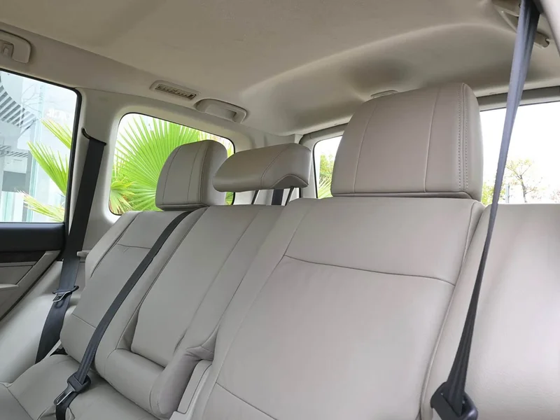 Mitsubishi Pajero (Imported) — фото 15