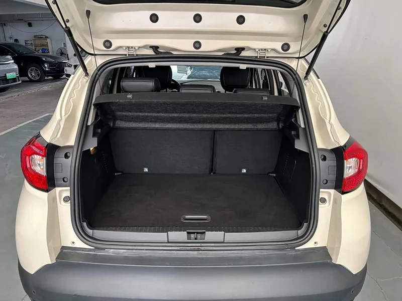 Kia Carens — фото 20