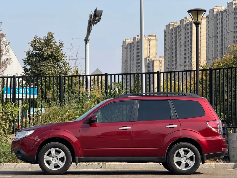 Subaru Forester — фото 11