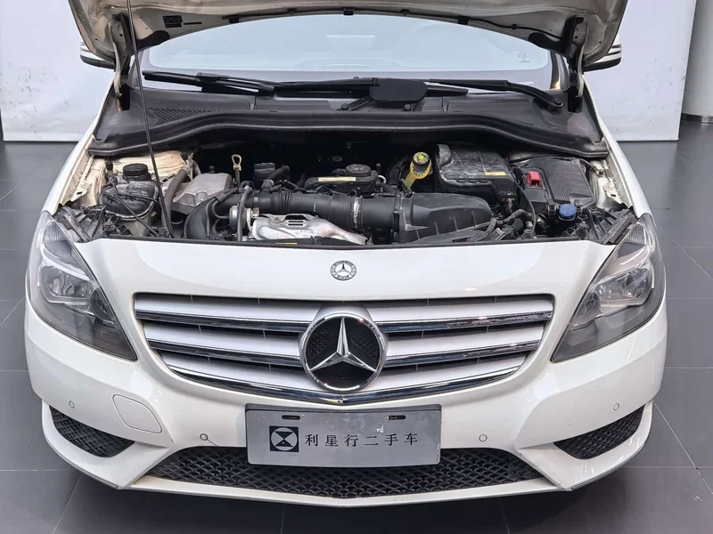 Mercedes-Benz B-Class — фото 16
