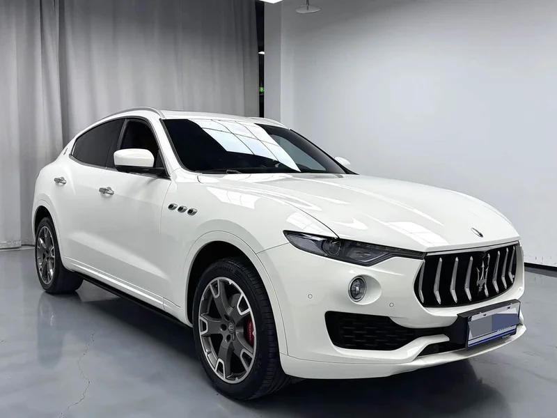 Maserati Levante — фото 3