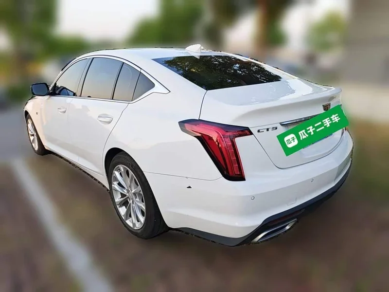 Cadillac CT5 — фото 4