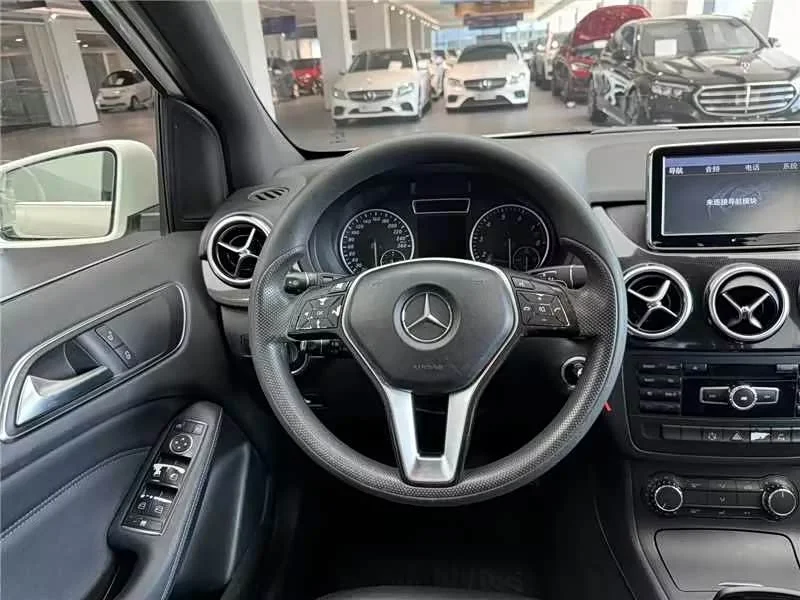 Mercedes-Benz B-Class — фото 12