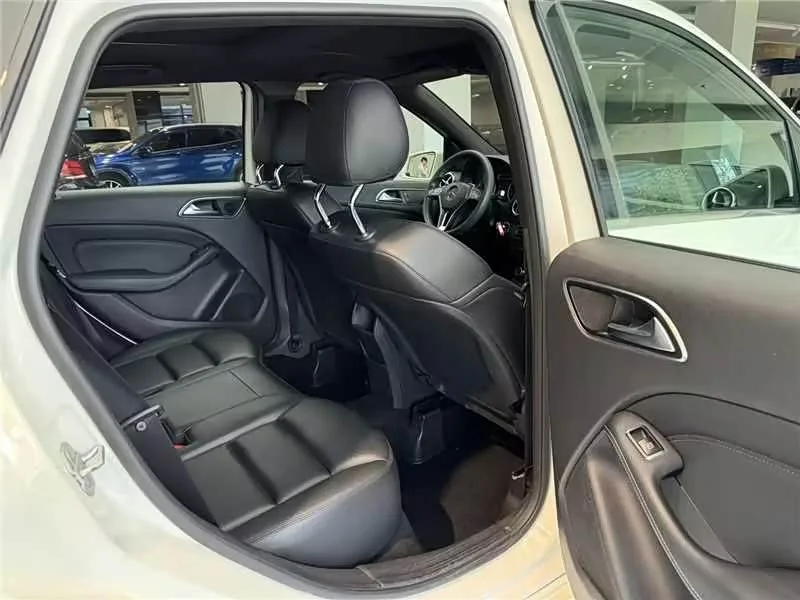 Mercedes-Benz B-Class — фото 17