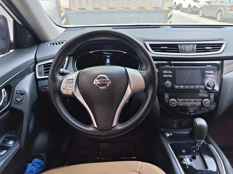 Nissan X-Trail — фото 15