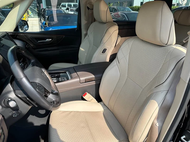 Toyota Alphard — фото 14