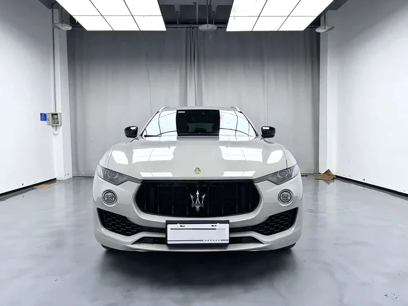 Maserati Levante — фото 2