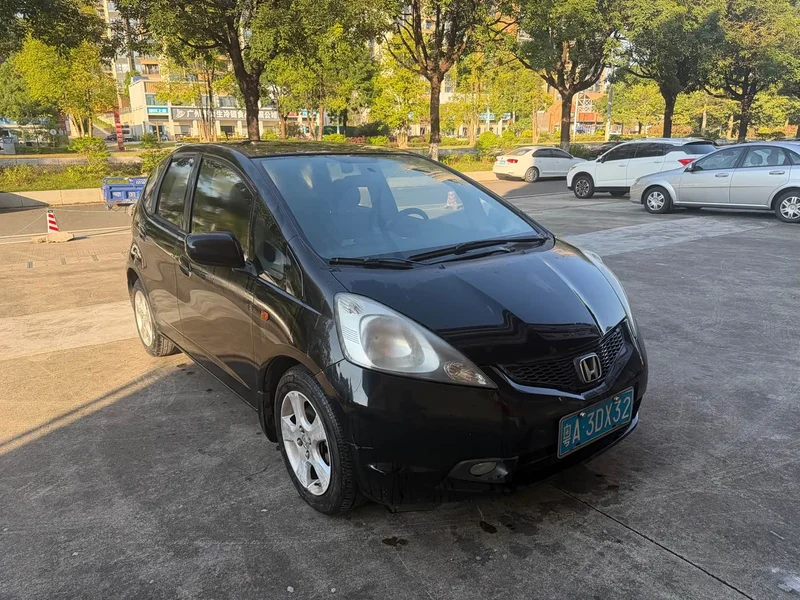 Honda Fit — фото 3