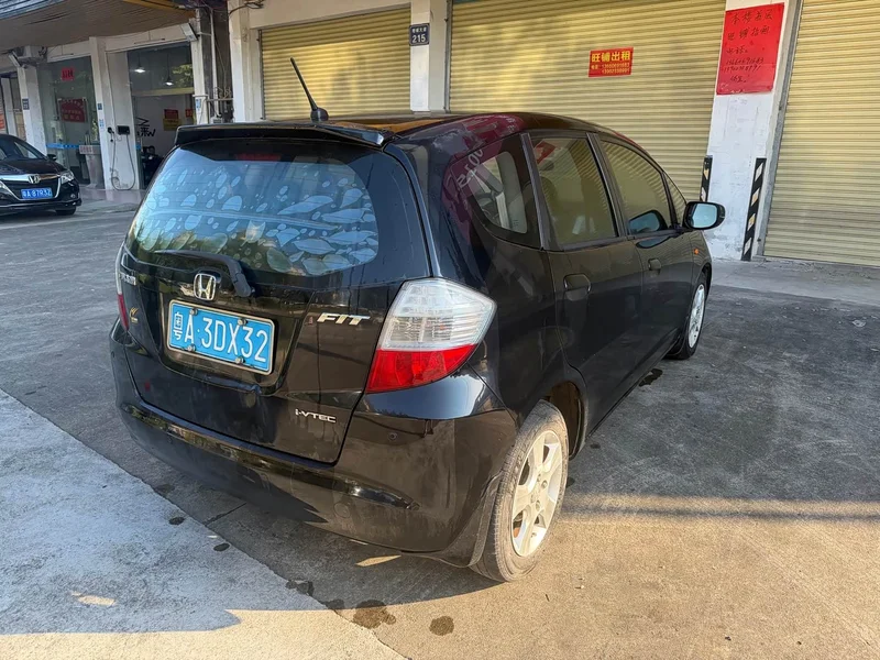 Honda Fit — фото 4