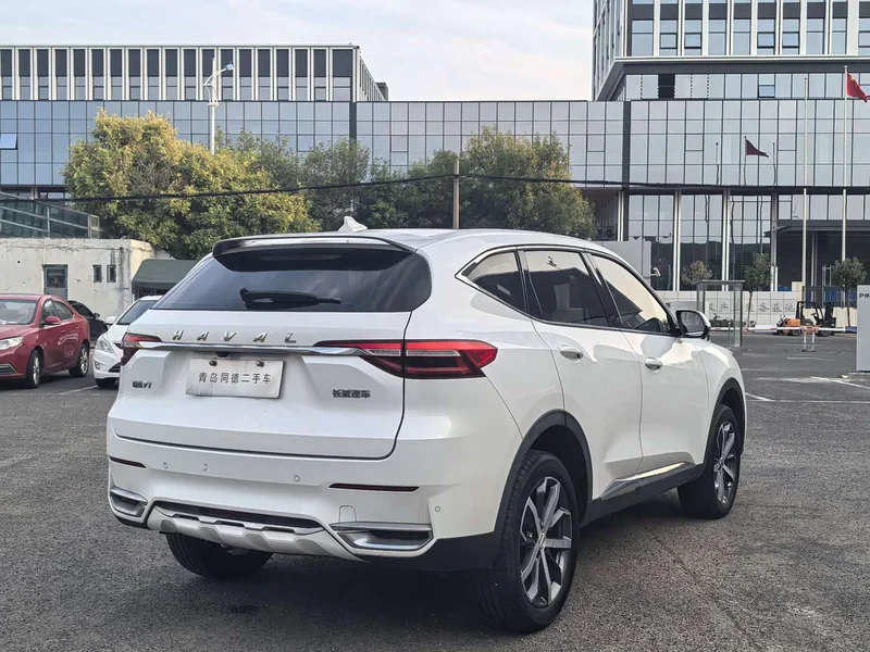 Haval F7 — фото 10