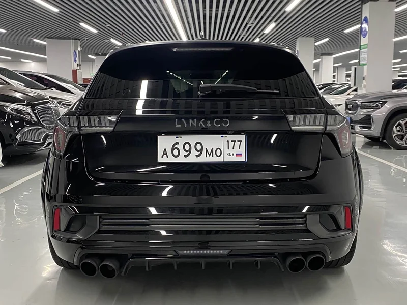Lynk & Co 02 Hatchback — фото 14
