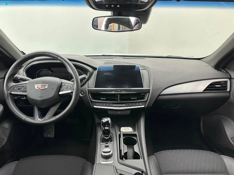 Cadillac CT5 — фото 5