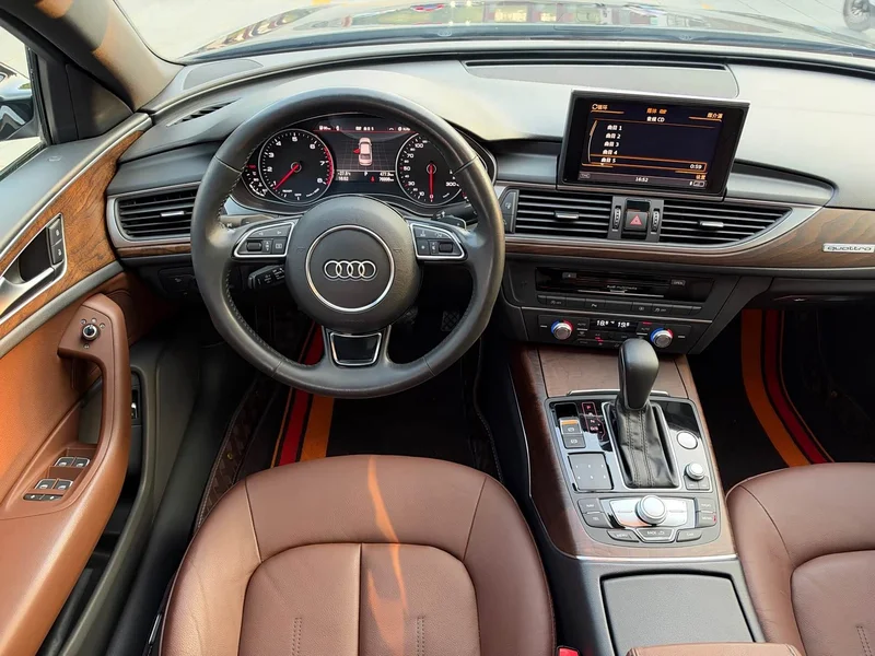 Audi A6L — фото 15