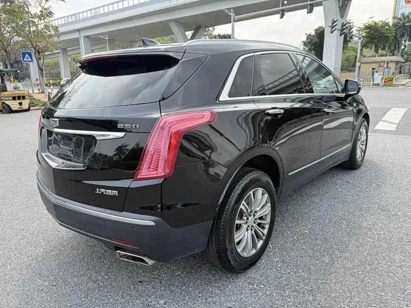 Cadillac XT5 — фото 5