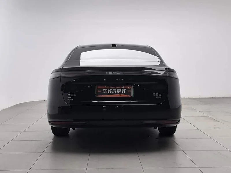 BYD Seal — фото 4