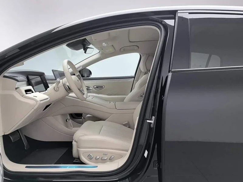 BYD Seal — фото 10
