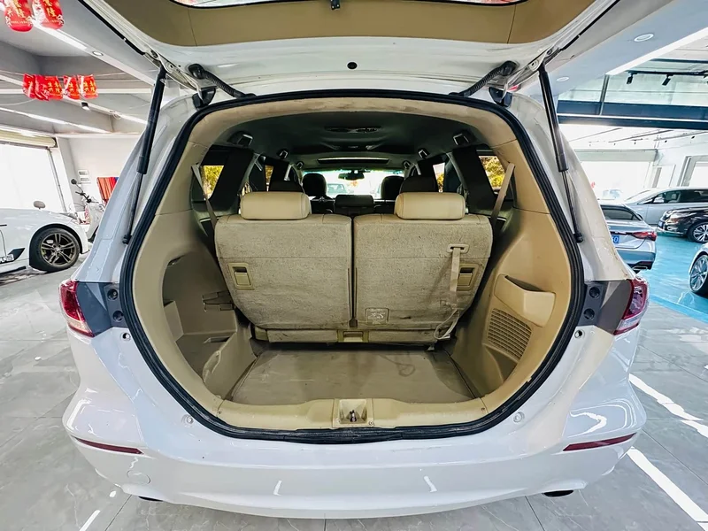 Honda Odyssey — фото 13