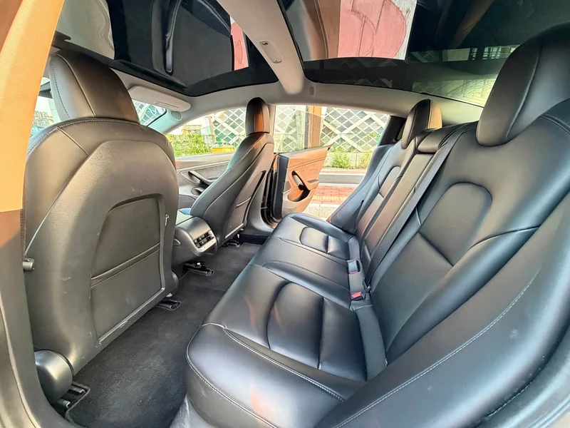 Tesla Model 3 — фото 11