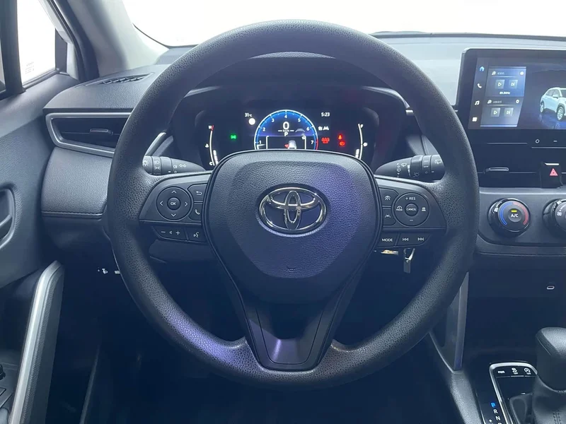 Toyota Corolla Cross — фото 16