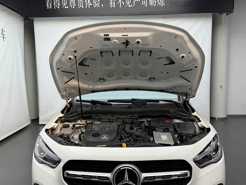 Mercedes-Benz GLA — фото 15