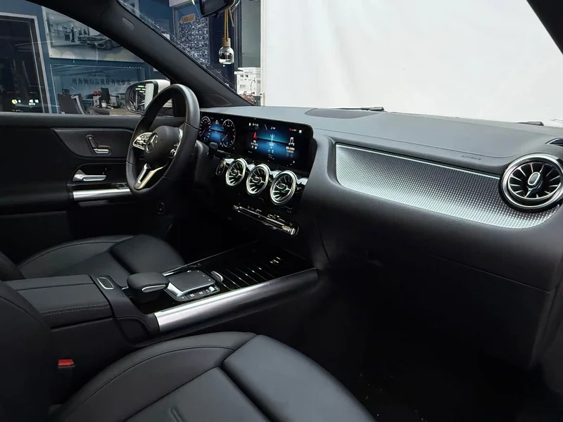 Mercedes-Benz GLA — фото 17