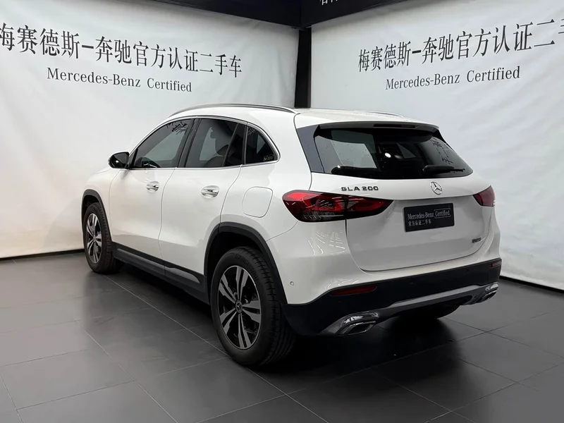 Mercedes-Benz GLA — фото 6