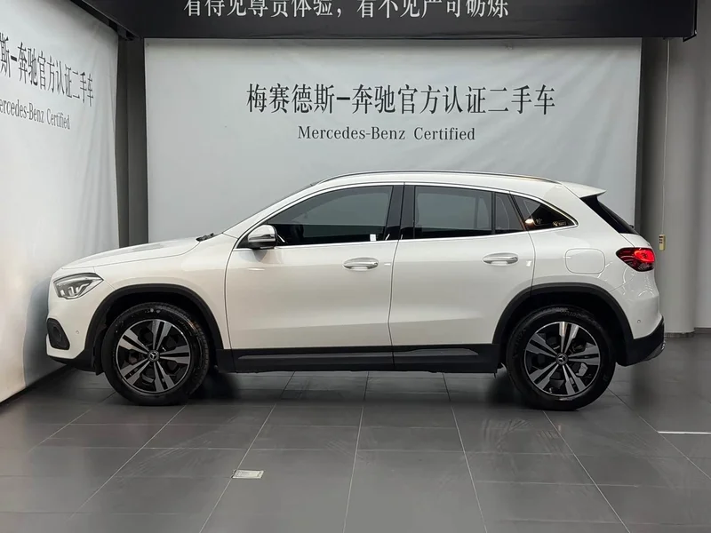 Mercedes-Benz GLA — фото 8