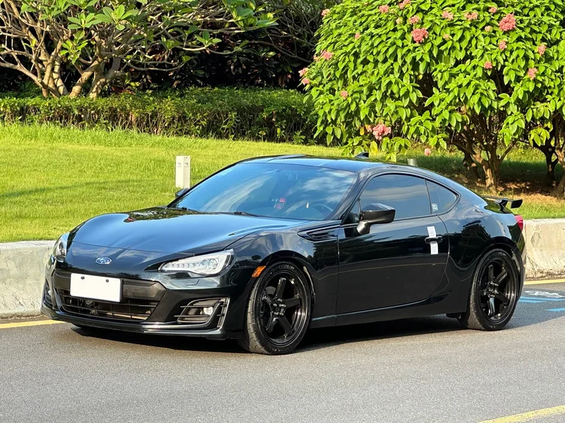 Subaru BRZ — фото 1